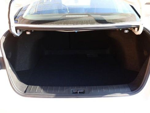 New 2026 Nissan Sentra SR image 7