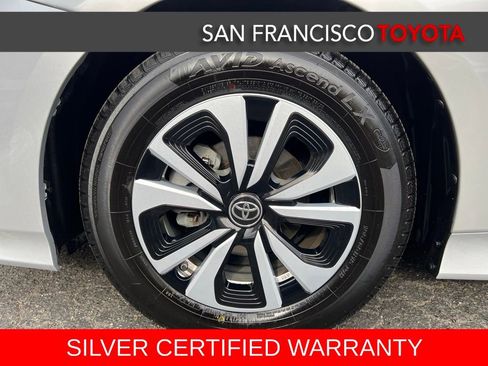 Certified 2019 Toyota Prius Prime Premium image 9