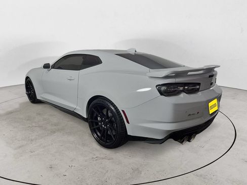 Used 2022 Chevrolet Camaro ZL1 RWD image 7