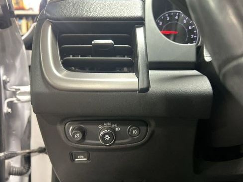 Used 2022 GMC Terrain AT4 AWD/4WD image 18