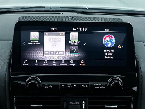 Used 2021 Nissan Armada SL w/ Captain's Chairs Package image 19