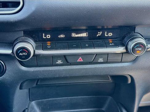 Used 2023 MAZDA CX-30 AWD 2.5 S w/ Select Package image 17