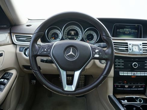 Used 2016 Mercedes-Benz E 350 Sedan image 13