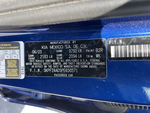 Used 2023 Kia Forte LXS FWD image 13