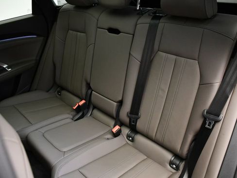 Used 2025 Audi Q5 Premium w/ Convenience Package AWD/4WD image 43