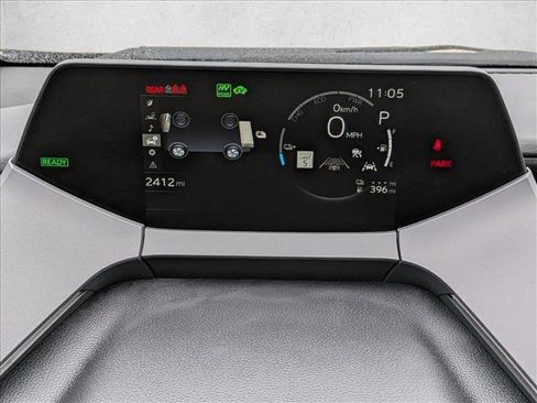 Used 2026 Toyota Prius Plug-In Hybrid FWD image 11