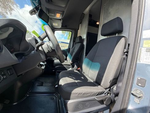 Used 2019 Mercedes-Benz Sprinter 144 image 9