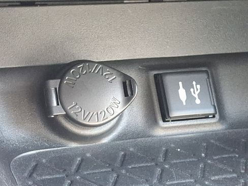 Used 2019 Toyota RAV4 XLE Premium w/ Cold Weather Package AWD/4WD image 24