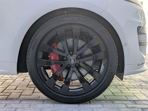 Used 2025 Land Rover Range Rover Sport Dynamic SE image 11