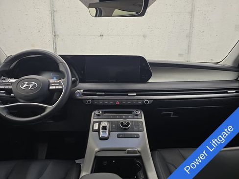 Used 2025 Hyundai Palisade SEL FWD image 13
