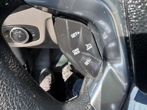 Used 2019 Ford Transit Connect XL image 17