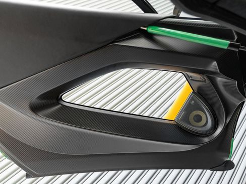 Used 2019 McLaren Senna image 30