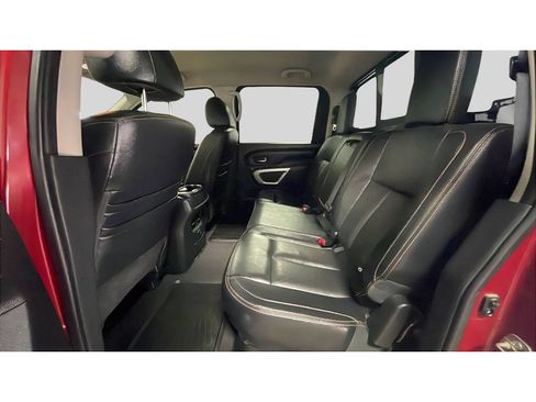 Used 2017 Nissan Titan SL AWD/4WD image 15