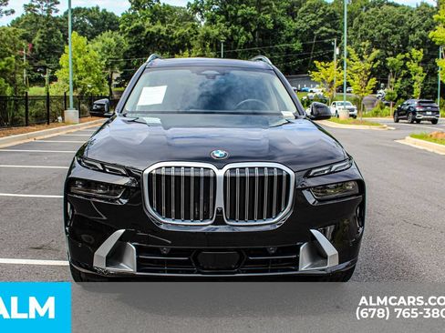 Used 2026 BMW X7 xDrive40i w/ Premium Package AWD/4WD image 10