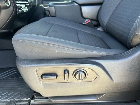 Used 2021 Chevrolet Silverado 1500 LT image 28