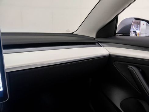 Used 2022 Tesla Model 3 Long Range image 23