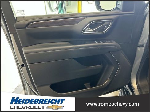 Used 2023 Chevrolet Suburban LS AWD/4WD image 10