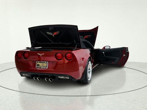 Used 2010 Chevrolet Corvette Grand Sport w/ Preferred Equipment Group RWD image 13