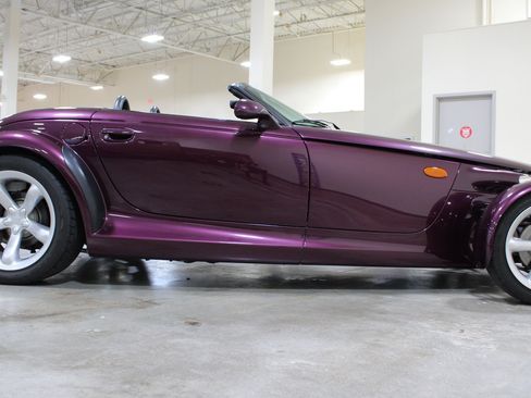 Used 1999 Plymouth Prowler RWD image 11