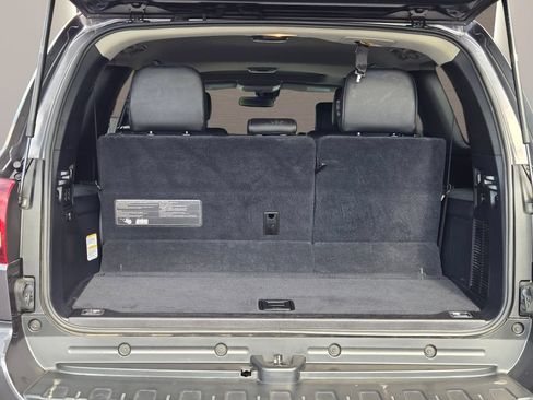 Used 2018 Toyota Sequoia TRD Sport AWD/4WD image 12