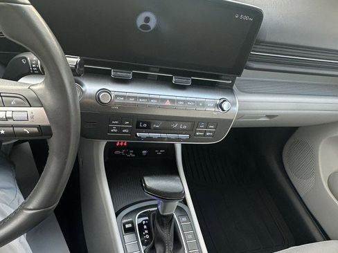 Used 2024 Hyundai Kona SEL image 14