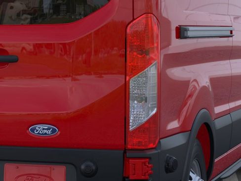 New 2026 Ford Transit 250 148 Medium Roof Extended AWD image 21