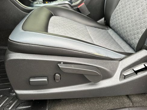 Certified 2018 Chevrolet Colorado Z71 w/ Z71 Midnight Edition image 13