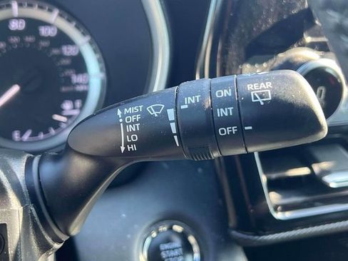 Used 2023 Toyota Highlander XSE image 26