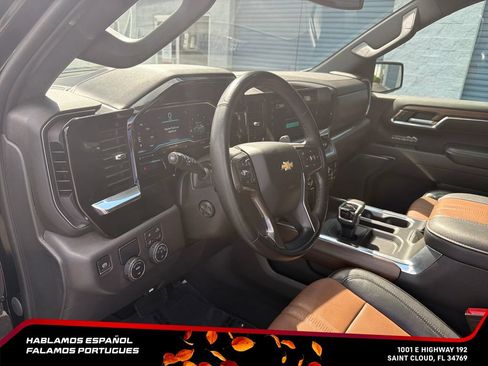 Used 2023 Chevrolet Silverado 1500 High Country RWD image 17