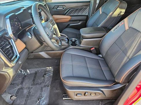 Certified 2024 GMC Canyon AT4 w/ Technology Package image 15