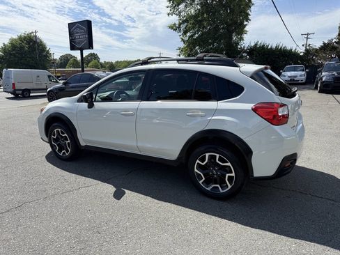Used 2017 Subaru Crosstrek 2.0i AWD/4WD image 7