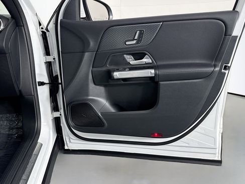 Certified 2026 Mercedes-Benz GLB 250 image 25