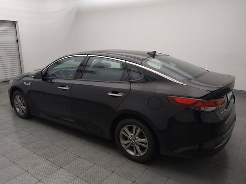 Used 2018 Kia Optima S w/ Panoramic Sunroof Package FWD image 3