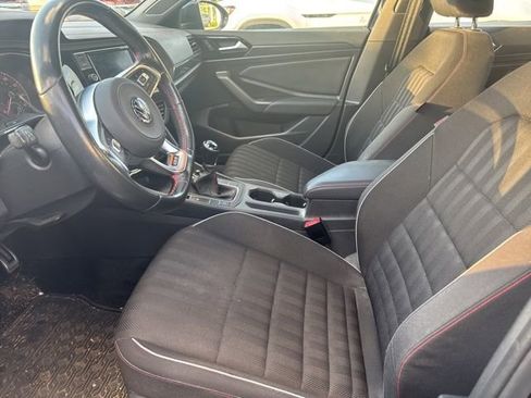 Used 2019 Volkswagen Jetta GLI FWD image 12