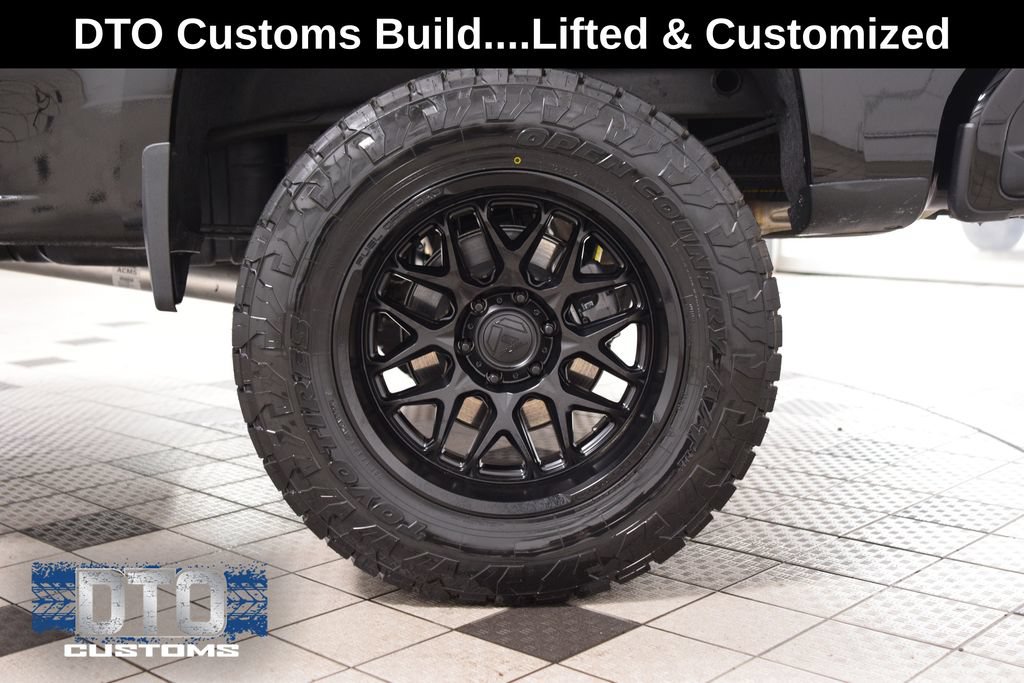 Used 2025 Chevrolet Silverado 1500 High Country w/ Midnight Edition AWD/4WD image 22
