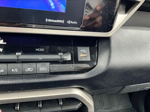 Used 2022 Toyota Tundra SR5 image 27