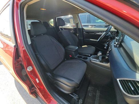 Used 2021 Kia Seltos S FWD image 5