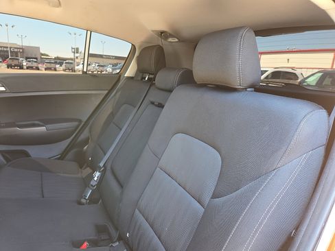 Used 2021 Kia Sportage LX image 10