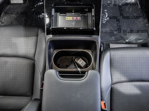 Used 2023 Toyota bZ4X Limited w/ Weather Package image 28