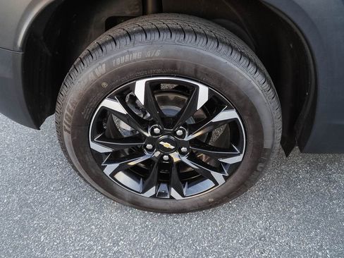 Certified 2023 Chevrolet TrailBlazer LT w/ Convenience Package FWD image 37