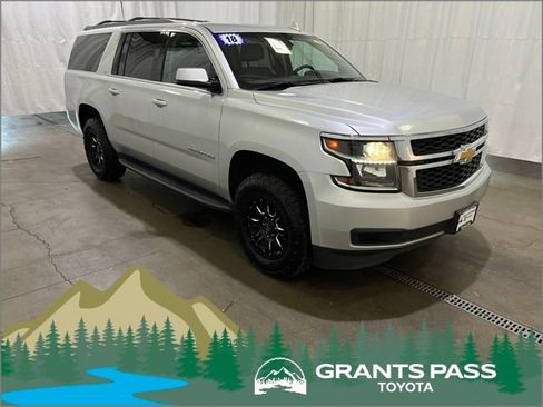Used 2018 Chevrolet Suburban LT AWD/4WD image 1