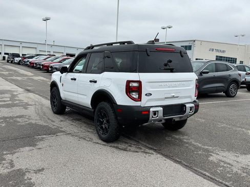 New 2026 Ford Bronco Sport Badlands w/ Sasquatch Badlands Package AWD/4WD image 5