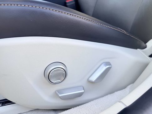 Used 2023 Lucid Air Touring AWD/4WD image 10