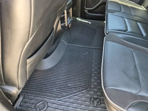 Used 2023 RAM 1500 Laramie RWD image 38