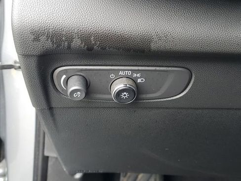 Certified 2023 Buick Envision Essence w/ Sport Touring Package FWD image 19