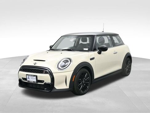 Used 2023 MINI Cooper S FWD image 1