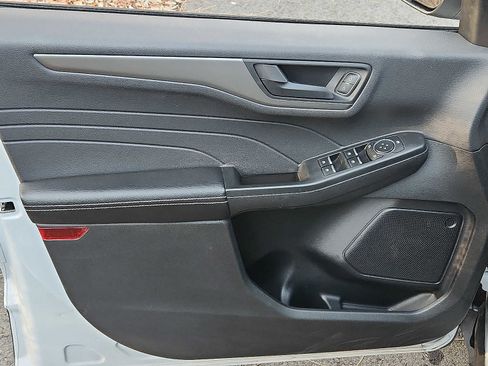 Used 2025 Ford Escape Active image 12