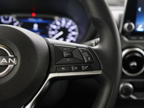 Used 2024 Nissan Sentra SV image 23