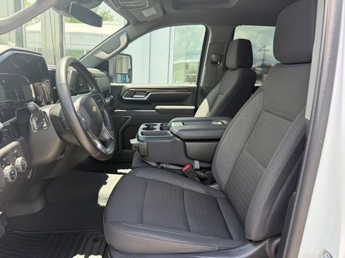 Used 2025 Chevrolet Silverado 2500 LT w/ Convenience Package AWD/4WD image 23