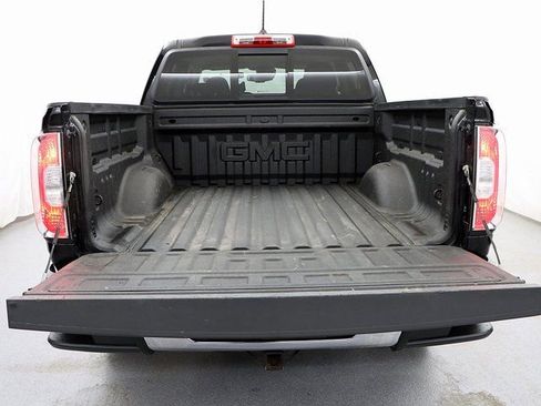 Used 2016 GMC Canyon SLT w/ Driver Alert Package image 6